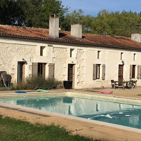 Maison Perigord Vert Piscine Et Spa La Roche-Chalais Екстериор снимка