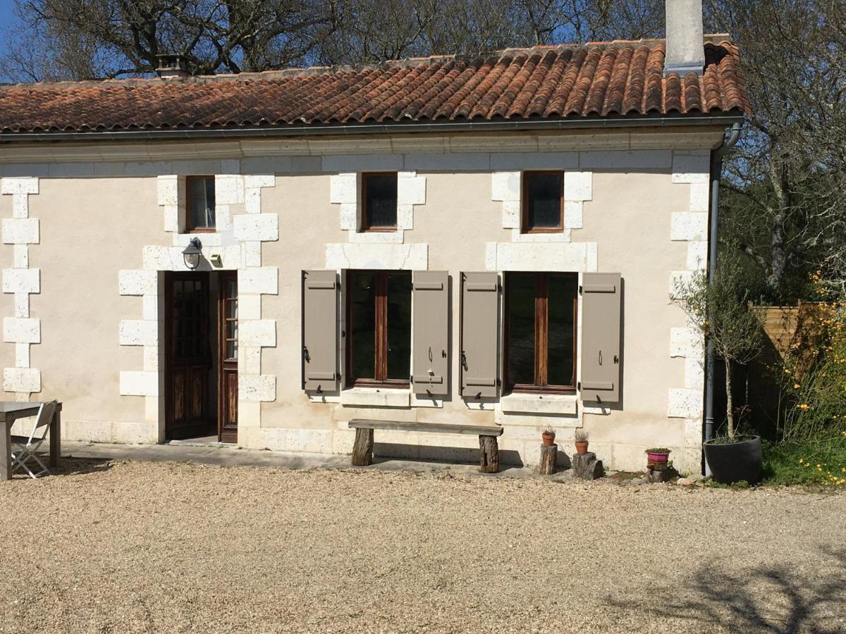 Maison Perigord Vert Piscine Et Spa La Roche-Chalais Екстериор снимка